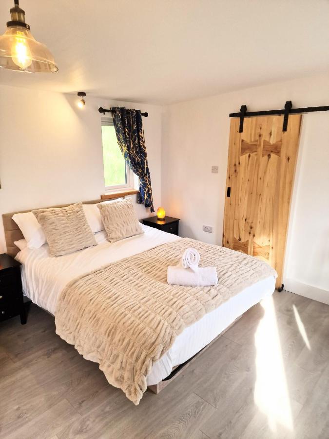 Kaoglen Fallow Pod - Luxury - Hot Tub - Pet Friendly *